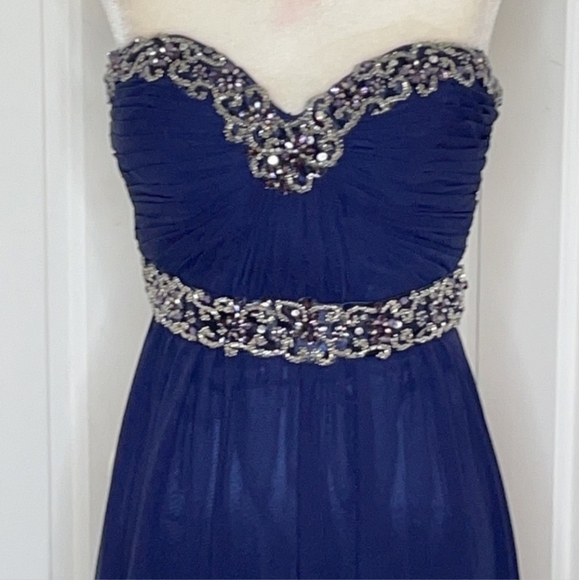 Bee Darlin Navy Blue Strapless Dress - Picture 11 of 12